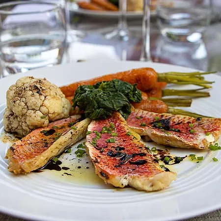 Logis & Restaurant - Le Relais De 3* 蒙蒂尼