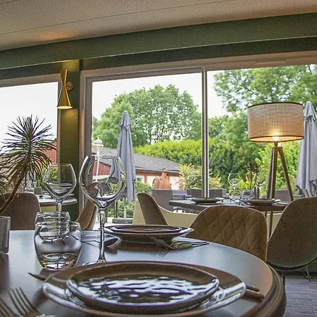 Logis & Restaurant - Le Relais De