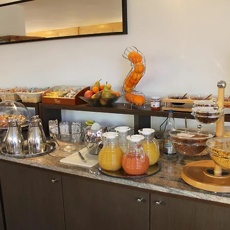 Logis & Restaurant - Le Relais De Montigny (Seine-Maritime)