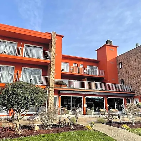 Logis & Restaurant - Le Relais De Hotel 3*