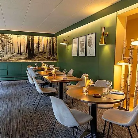 Logis & Restaurant - Le Relais De Hotel 3*