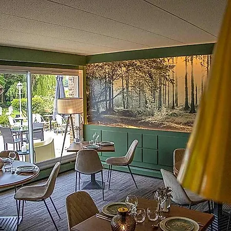 Logis & Restaurant - Le Relais De Hotel 3*
