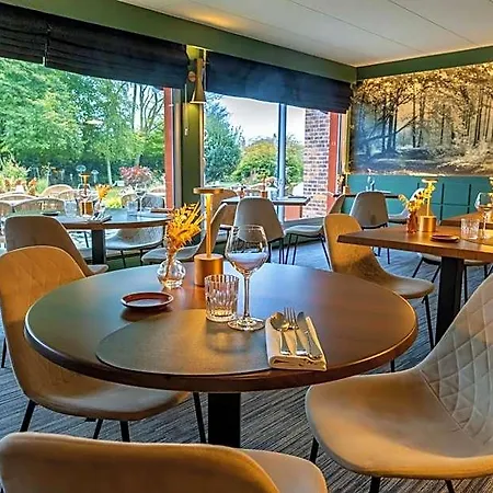 Hotel Logis & Restaurant - Le Relais De