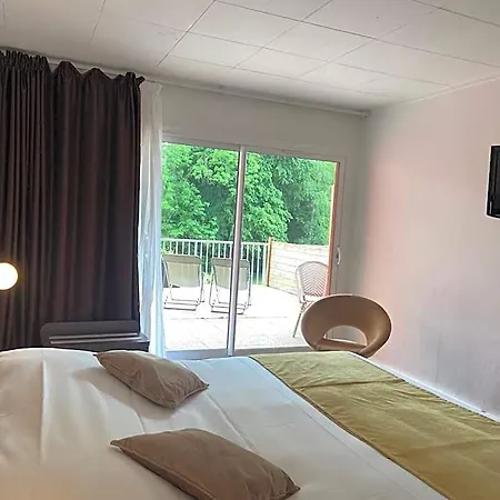 Logis & Restaurant - Le Relais De Hotel