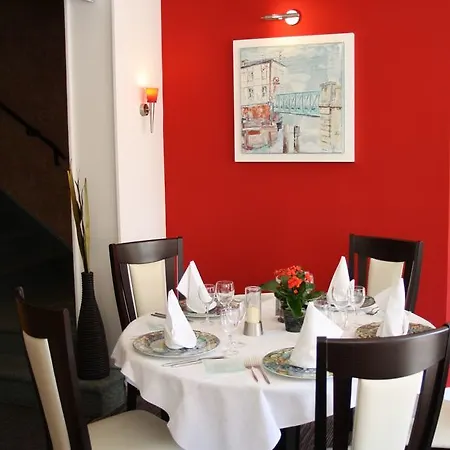 Logis & Restaurant - Le Relais De