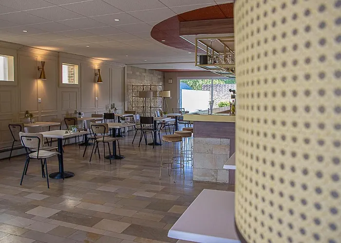 Hotel Logis & Restaurant - Le Relais De 3*