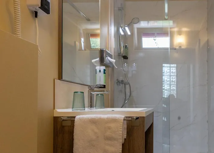 Hotel Logis & Restaurant - Le Relais De 3*